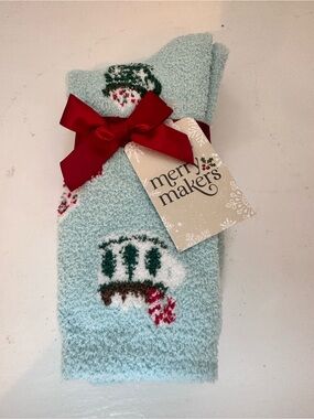 New Merry Makers Holiday Velour Socks Fits Shoe Size 5 9 Christmas Multi Color